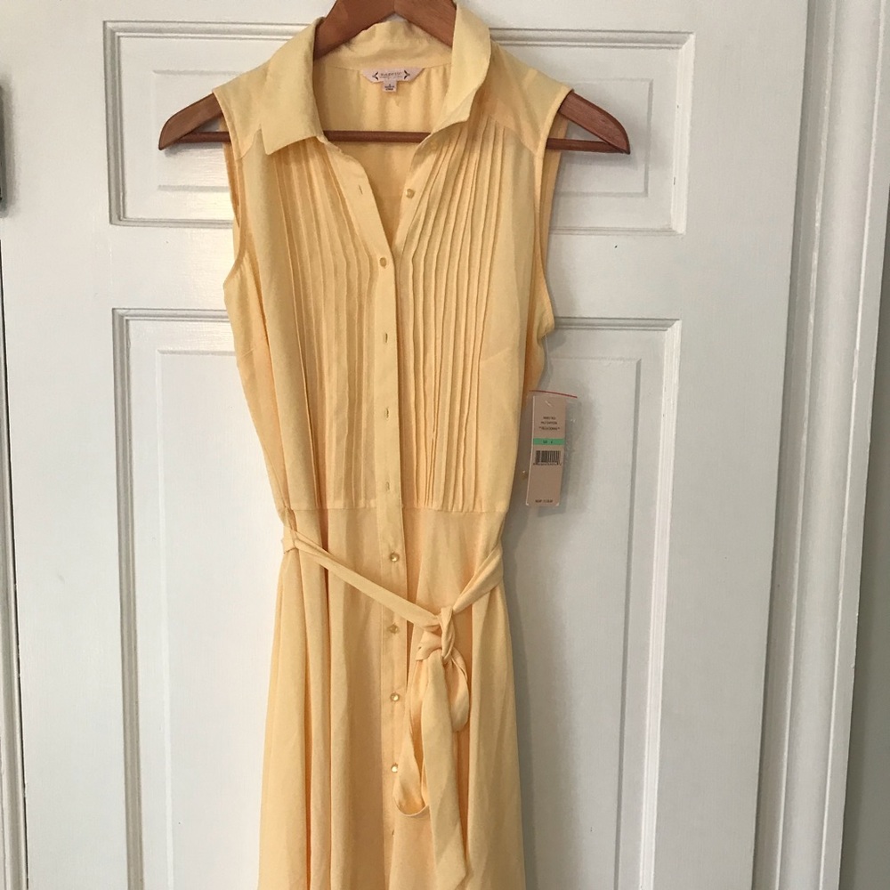 Lovely yellow dress